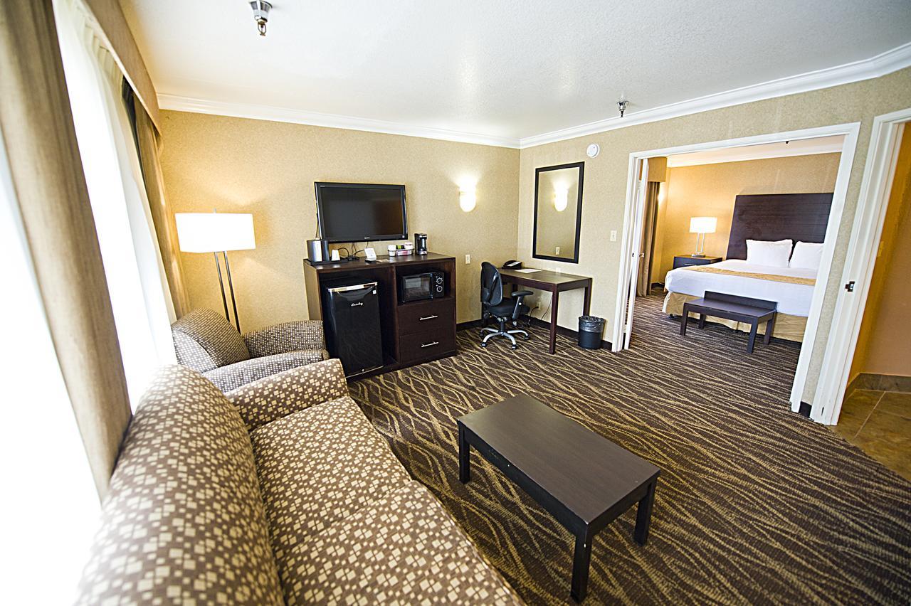 Executive King Suite,658025250:JPEG